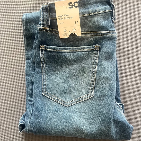 SO Denim - SO High Rise Slim Bootcut Womens Jeans Blue Size 11/30W Denim NWT Jean Pants New